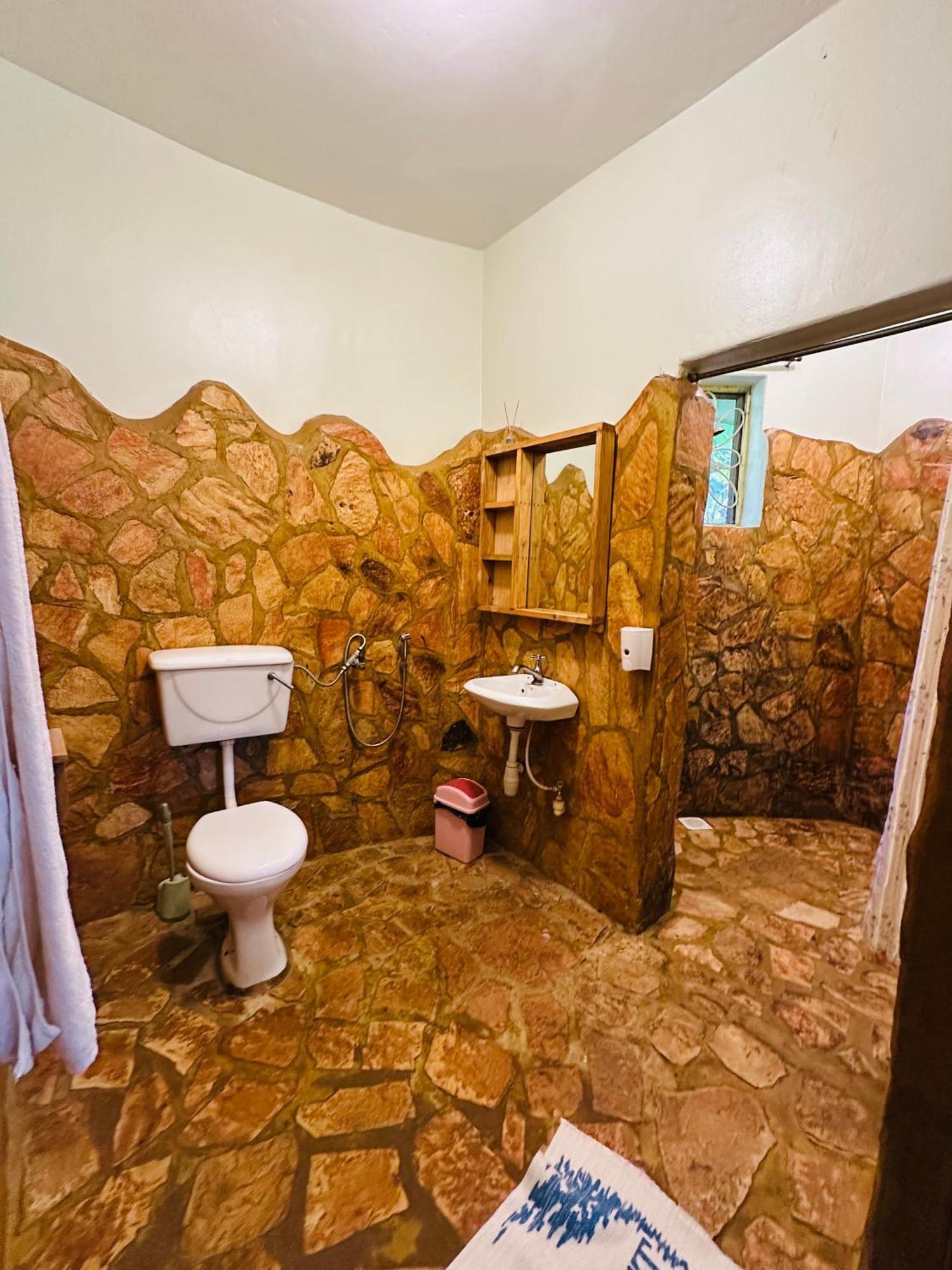 Afro Smile Hotel & Guest House Jinja Luaran gambar