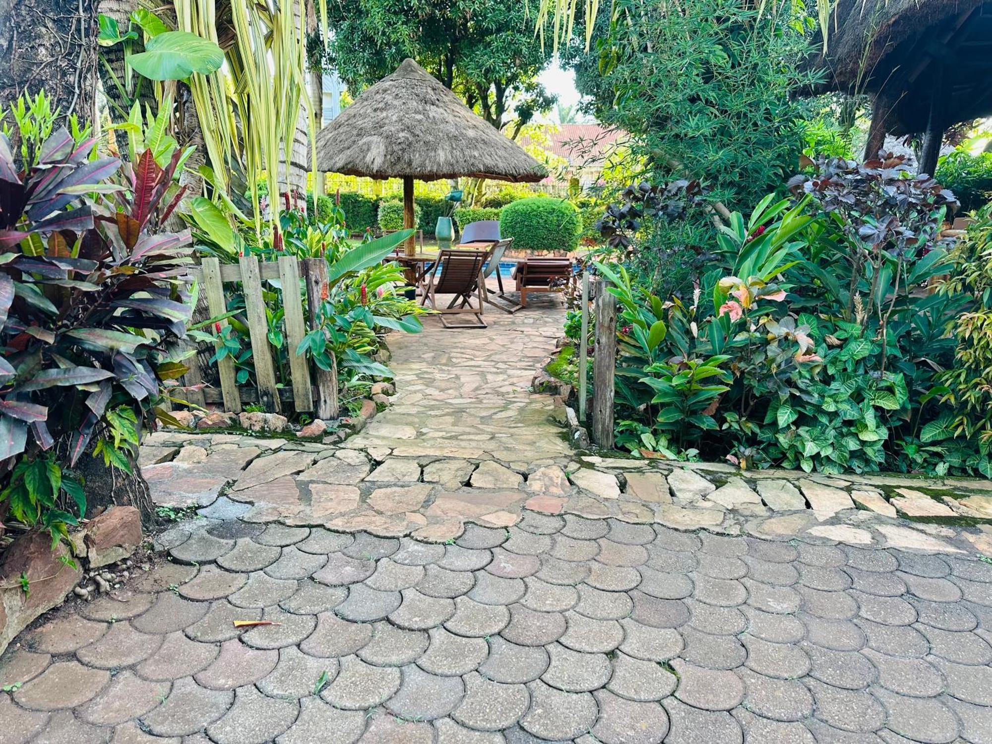 Afro Smile Hotel & Guest House Jinja Luaran gambar